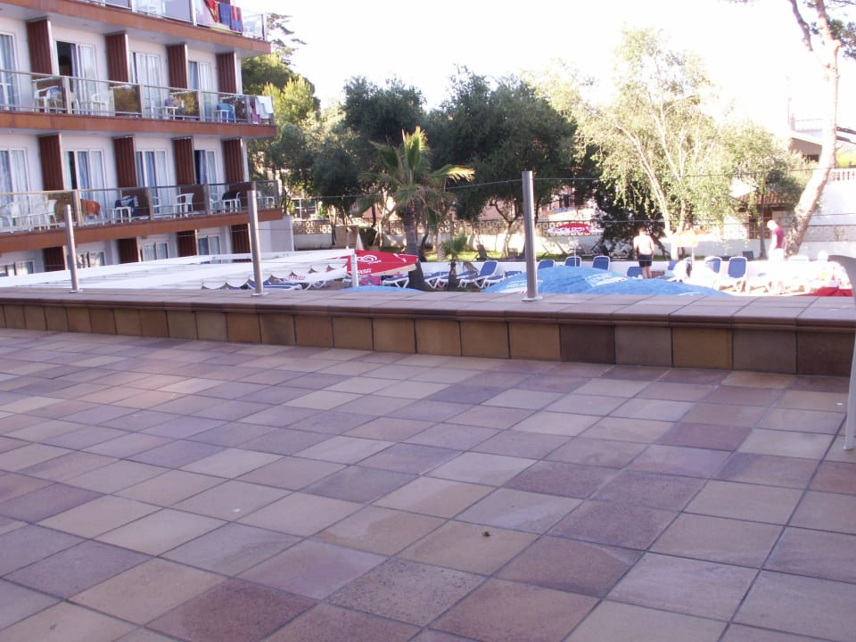 Zum Pool Hotel Clumba