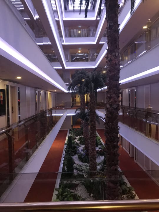 Sonstiges Azura Deluxe Resort & Spa Hotel