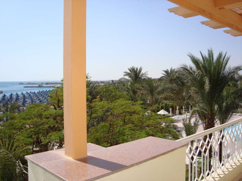 Blick von unserer Terrasse The Grand Hotel Hurghada