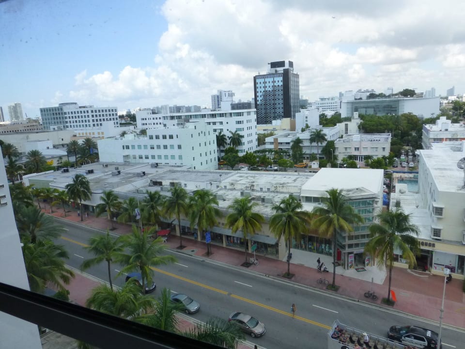 Blick zur Straße Hotel The National