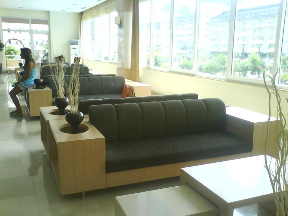 Lobby Telatiye Resort