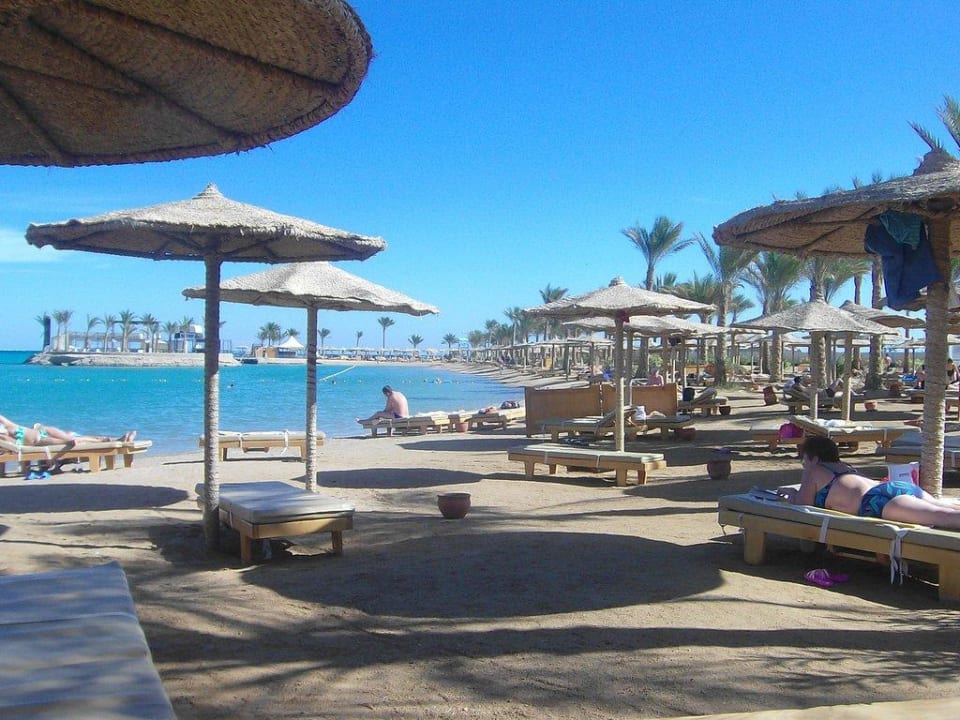 Strand Mirage Bay Resort & Aqua Park