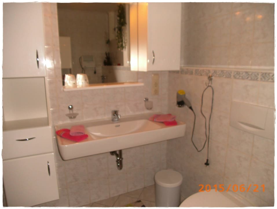 Badezimmer,Dusche,WC,Waschmaschine,Haarfön Studio Bergblick