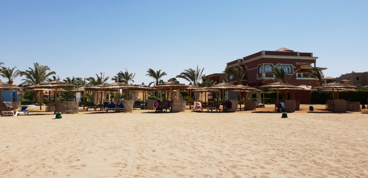 Strand Hotel Titanic Palace