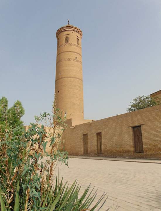 Außenansicht Madrasah Polvon-Qori Boutique