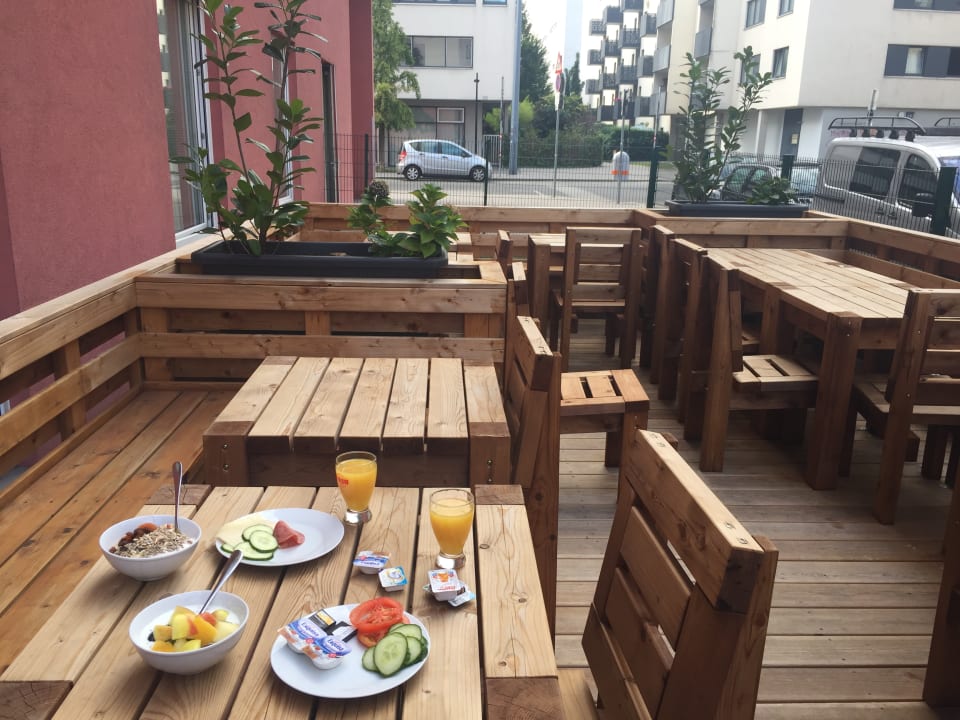 Außenansicht Premier Inn Wien City Hauptbahnhof