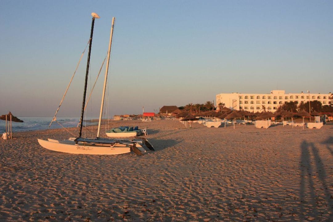 Strand Dar Khayam