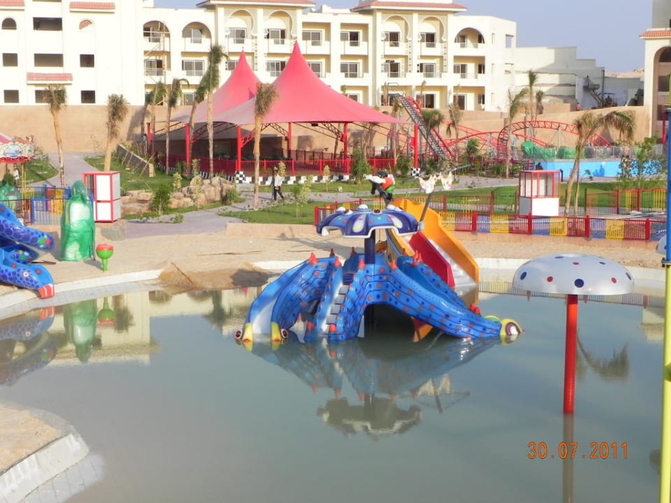 Nie otwarty jeszcze aqua park Serenity Alpha Beach