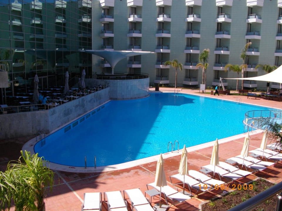 Pool bei Tag Grand Belish Resort Hotel & Spa