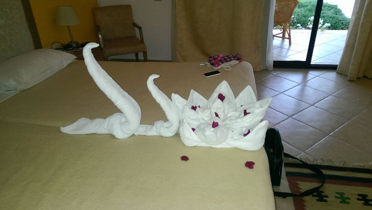 Tolle Handtuchkreationen Hotel Gorgonia Beach Resort