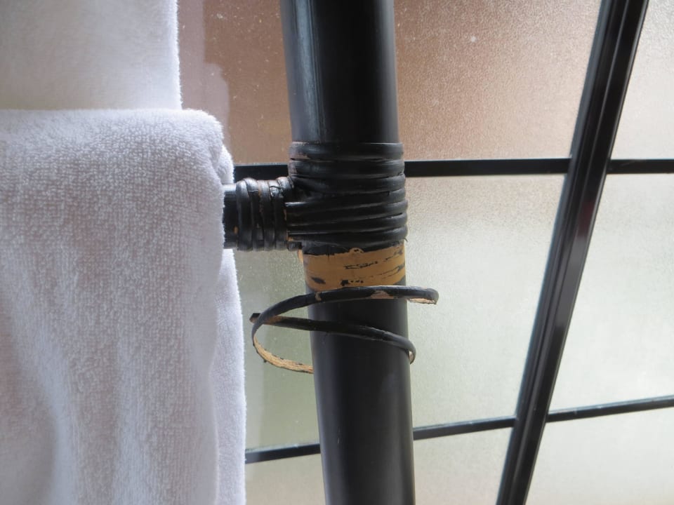 Handtuchhalter defekt Adaaran Select Hudhuran Fushi - Premium All Inclusive