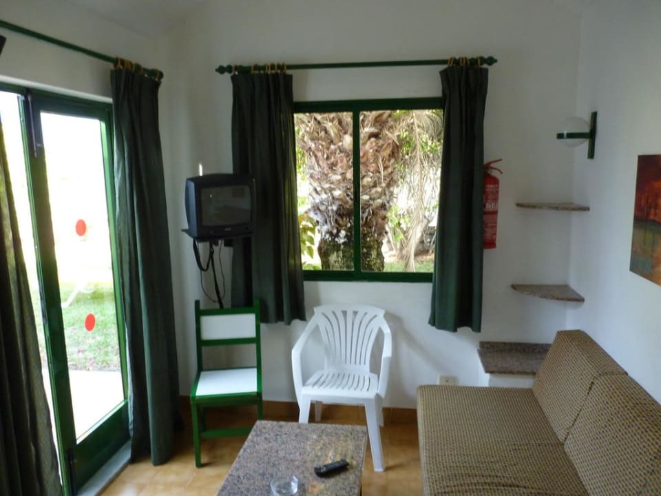 Zimmer Canary Garden Club