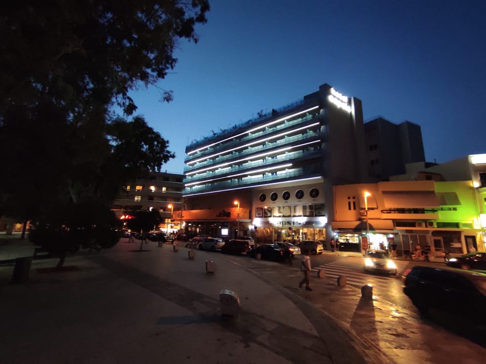 Außenansicht Astoria Capsis Hotel