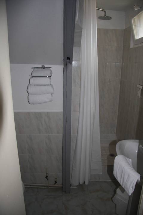 Kleines Bad  Hotel Comtes De Champagne