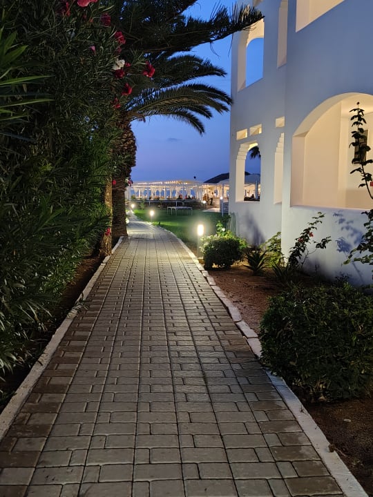 Außenansicht HARPIN Happy Days Beach Hotel