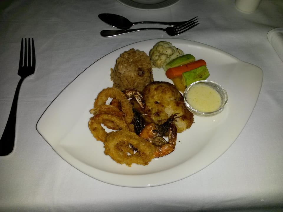 Essen im Beachhotel  Cleopatra Luxury Resort Makadi Bay