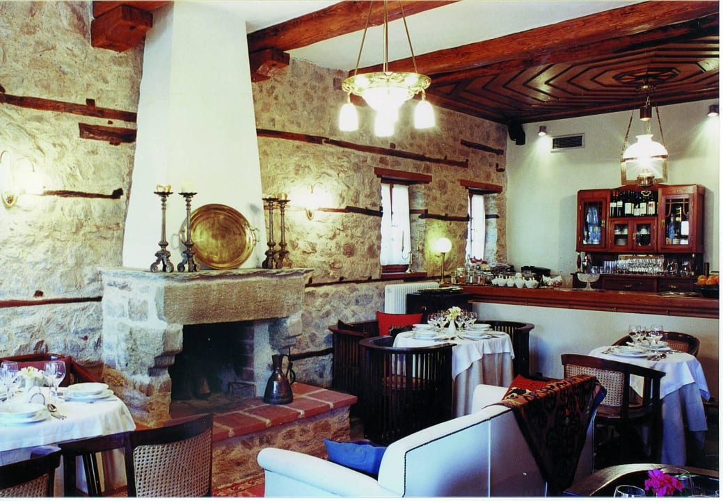 Entrance & lobby Oikia Alexandrou Traditional Inn