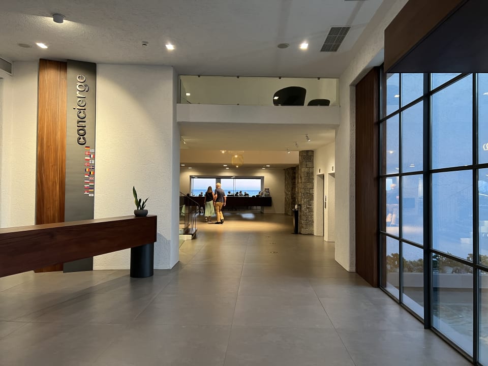 Lobby Hotel Petra Mare