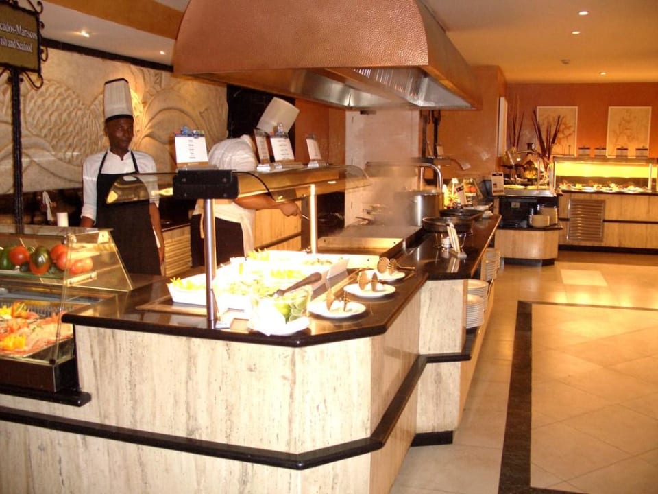 "Jazmin"-Büffet Bahia Principe Luxury Esmeralda