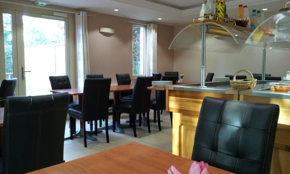 Frühstücksraum - links neues Restaurant Hotel Kyriad Verrieres-Le-Buisson - Antony