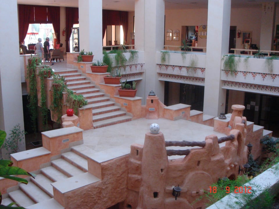 Lobbybereich Einkaufzone Vincci Safira Palms