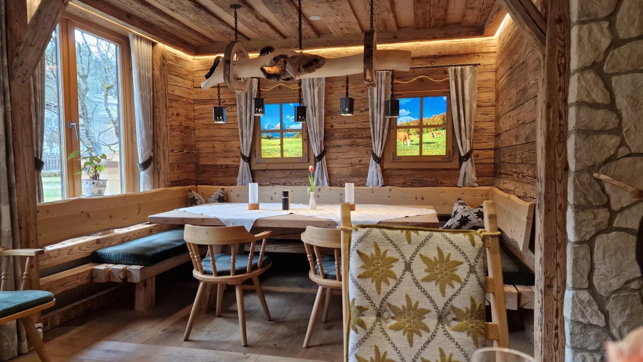 Gastro Alm- & Wellnesshotel Alpenhof