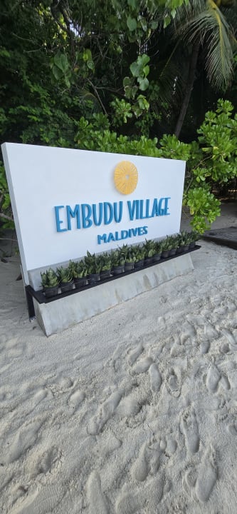 Außenansicht Embudu Village