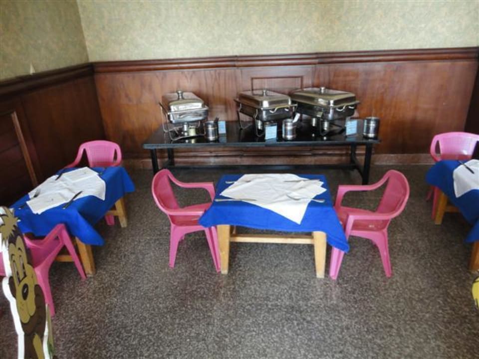 Kinderecke mit Kinderbuffet im Restaurant Beach Albatros Resort