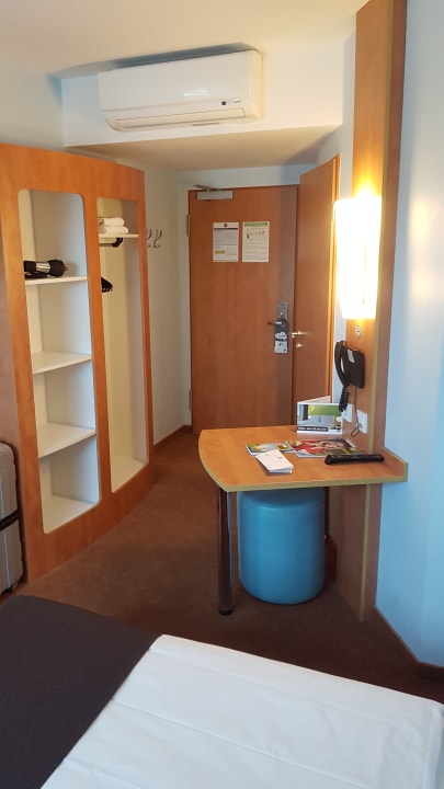 Zimmer B&B Hotel Baden Airpark