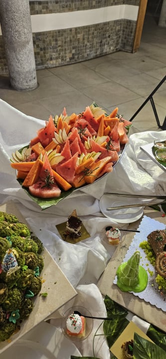 Gastro Laguna Beach Hotel & Spa