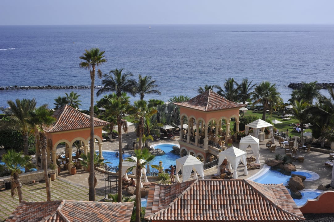 Blick auf die Hotelanlage JOIA El Mirador by Iberostar