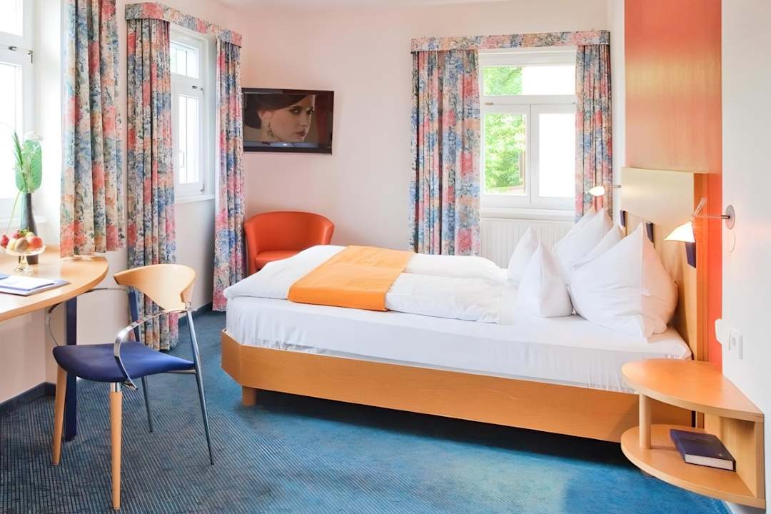 Zimmer Aspire Kronprinz, Trademark Collection by Wyndham