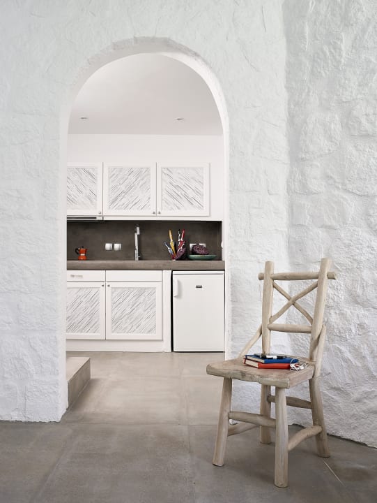 Zimmer Delmar Apartments & Suites