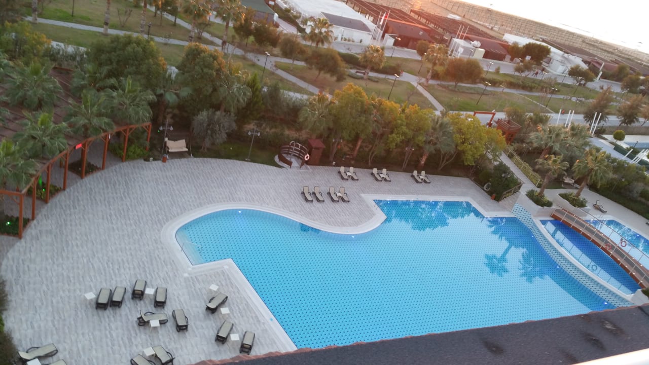 Ausblick Commodore Elite Suites & Spa - Adults only