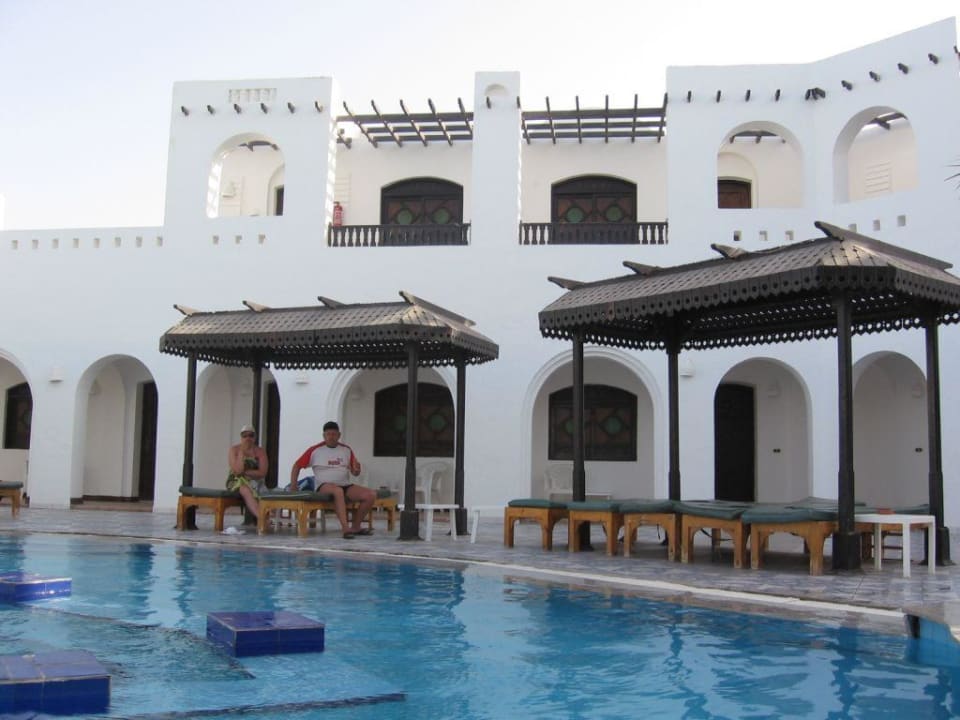 Duzy basen, tzn. część Arabella Azur Resort