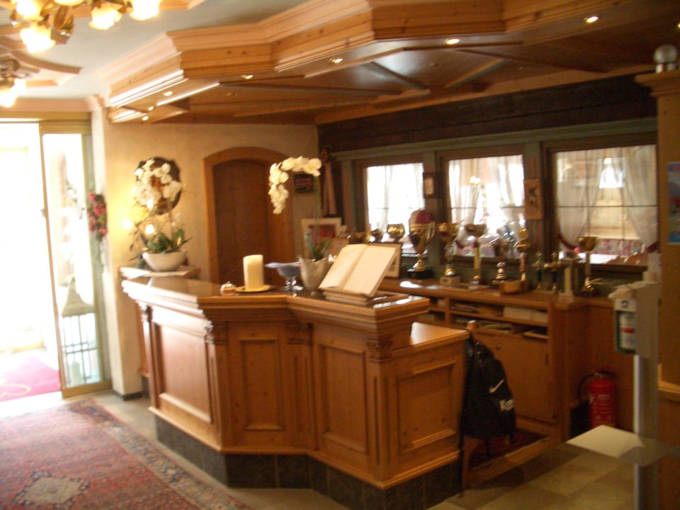 Die Rezeption superschön Hotel Glockenstuhl