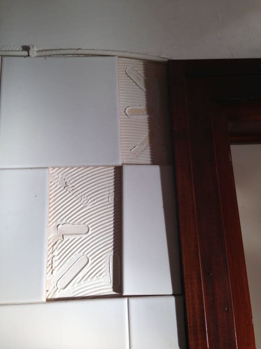 Fliesen fallen runter Residenza Cappuccini