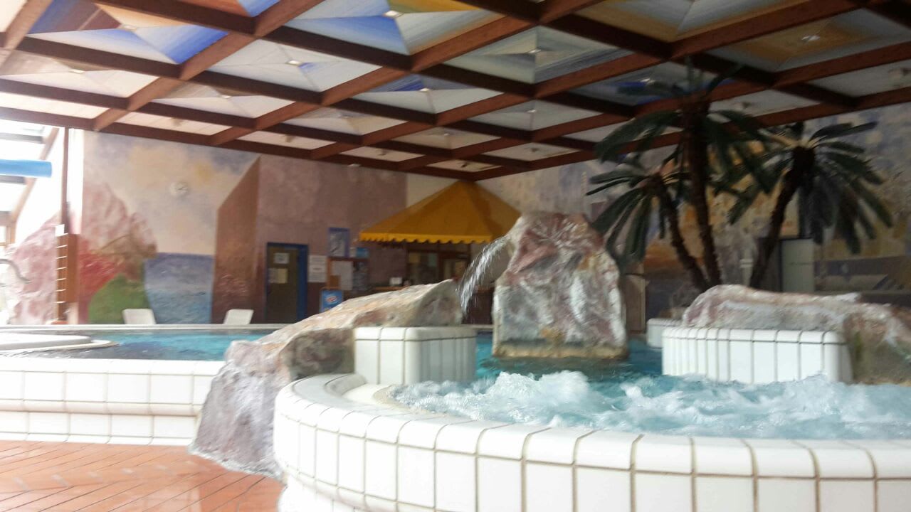 Pool WAGNERS Hotel im Frankenwald