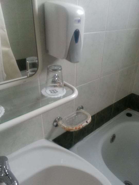 Bad Hotel Baross