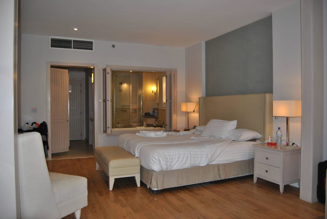 Blick vom Balkon ins Zimmer Old Palace Resort Sahl Hasheesh