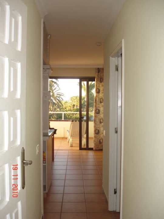 Eingang zum Appartement Hotel Taboga
