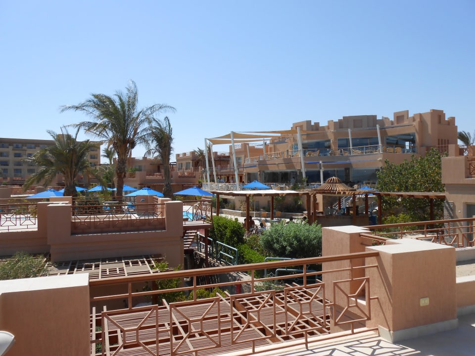 Blick vom Balkon auf das Restaurant Shams Prestige Abu Soma-Adults Only