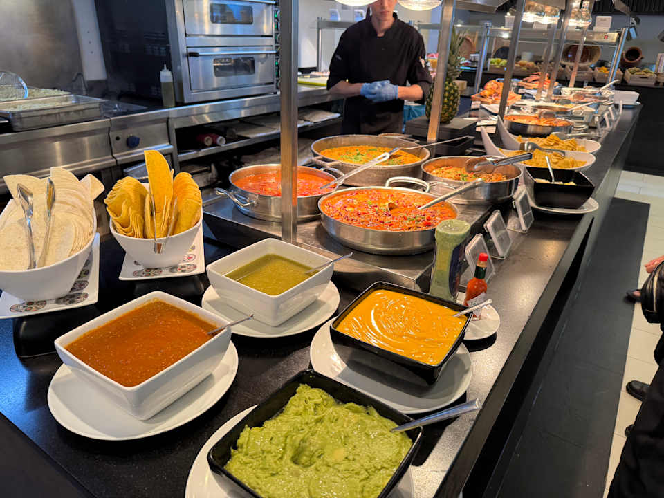 Gastro The Ibiza Twiins