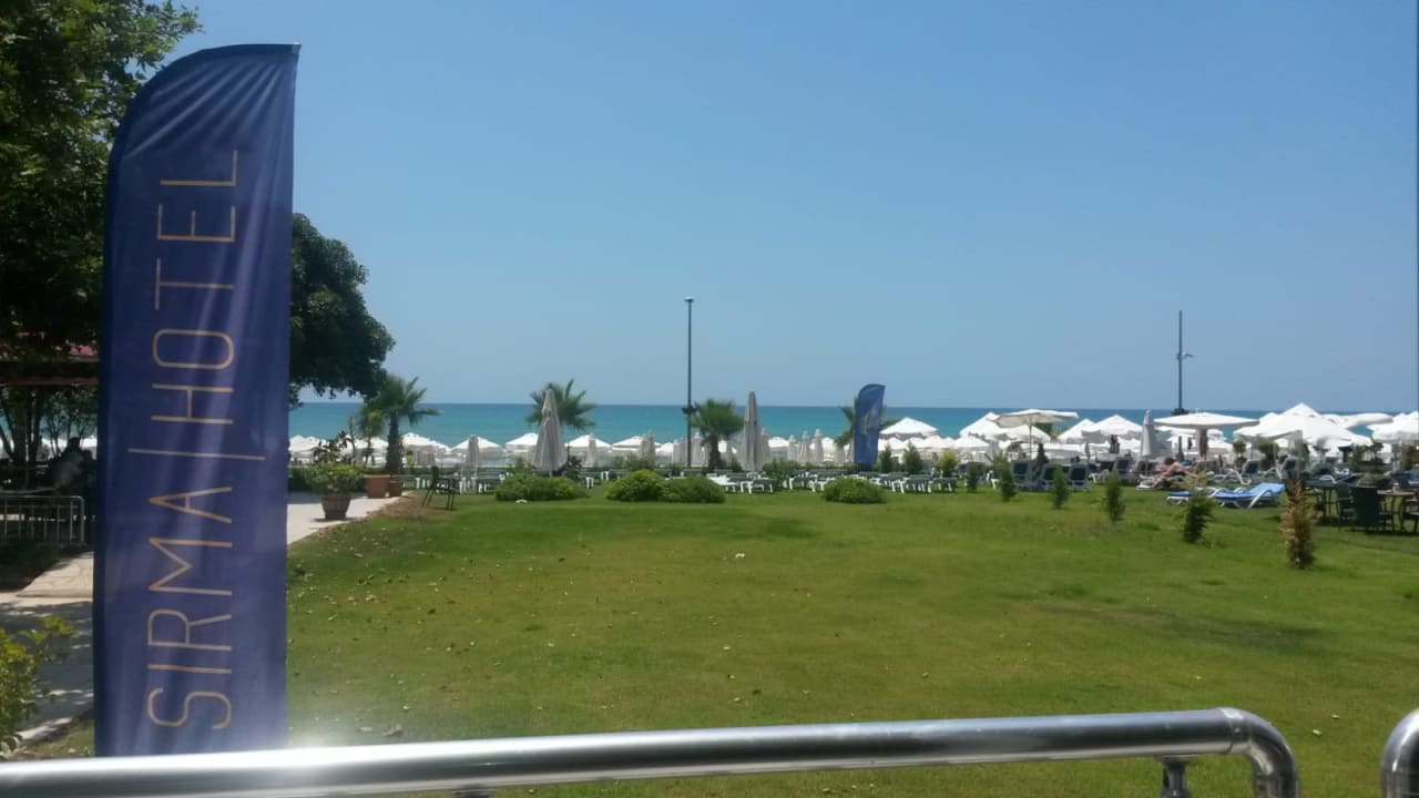 Gartenanlage Hotel Sirma