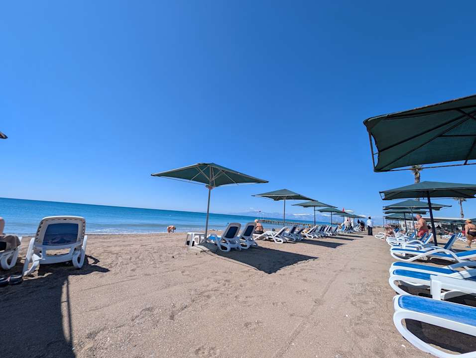 Strand Adora Hotel & Resort