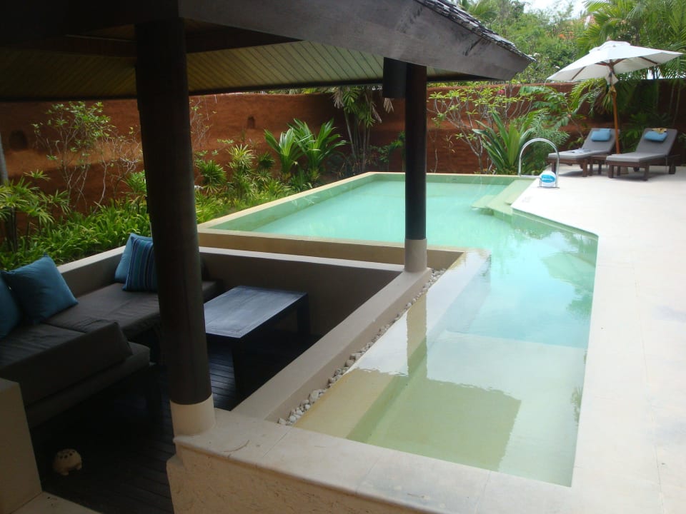 Pavillion und flache Stelle zum Liegen im Pool Sheraton Hua Hin Pranburi Villas