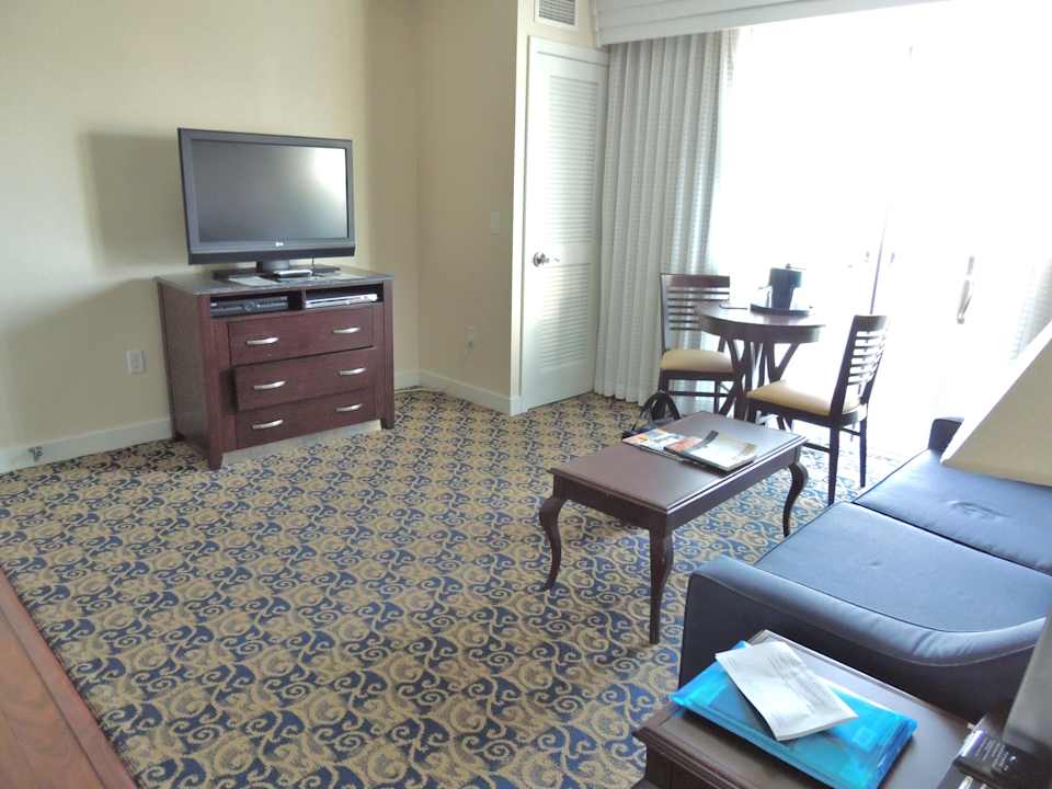 Wohnbereich Newport Beach Hotel & Suites