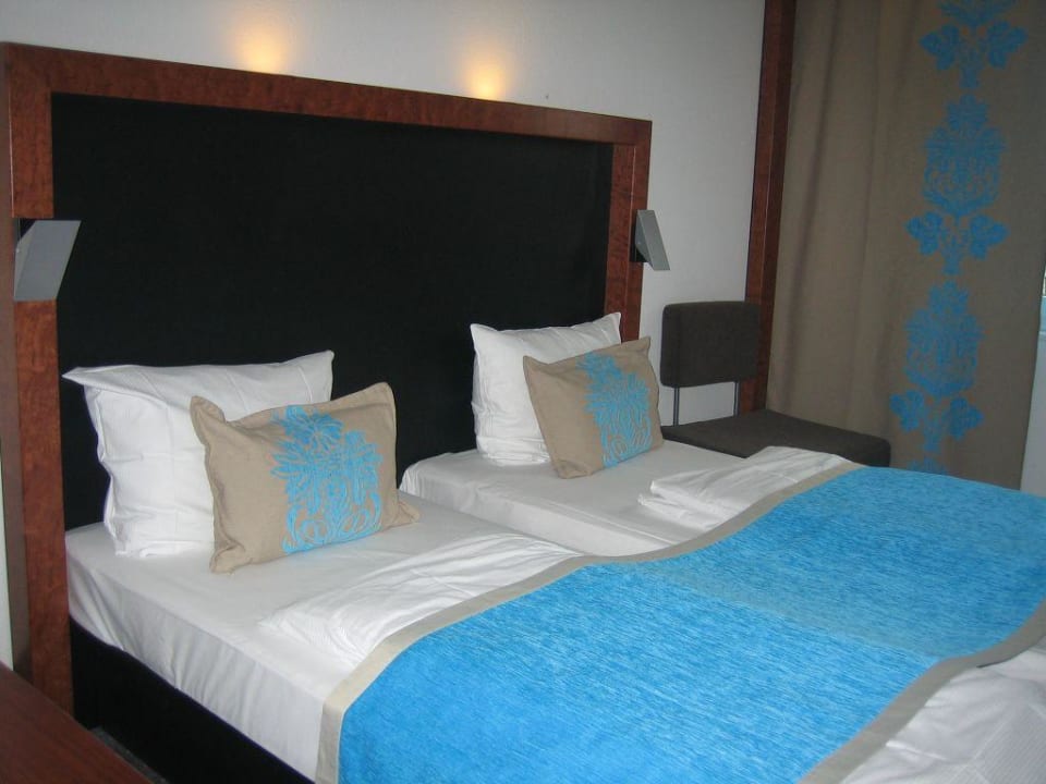 Zimmer B&B Hotel Köln-West