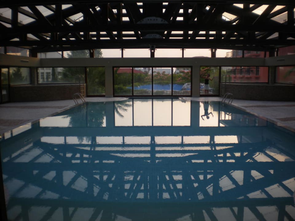 Hallenbad mit 2 Whirlpools Club Grand Aqua