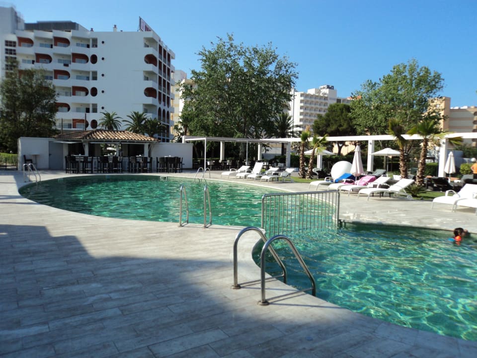 Pool BG Hotel Caballero